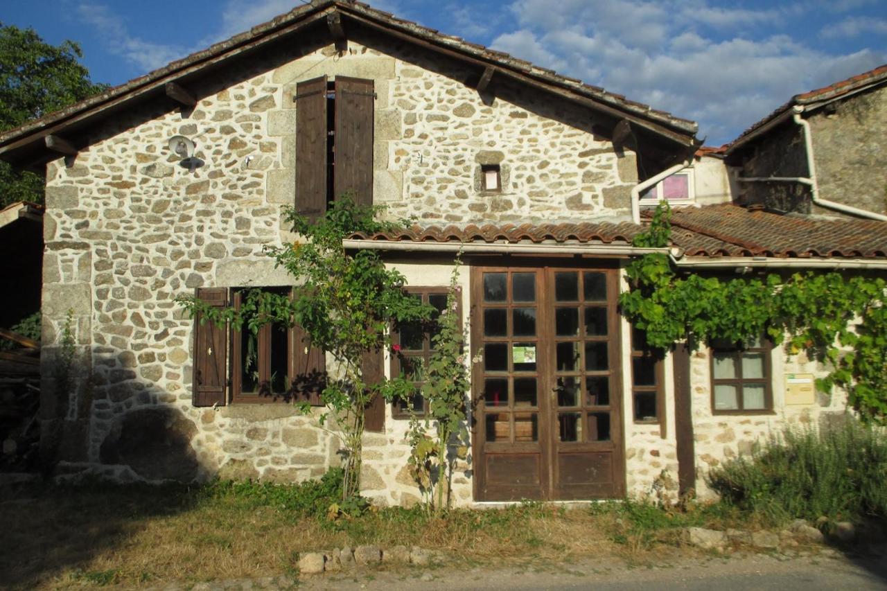 Bed and Breakfast Joli Bois Montrollet Экстерьер фото